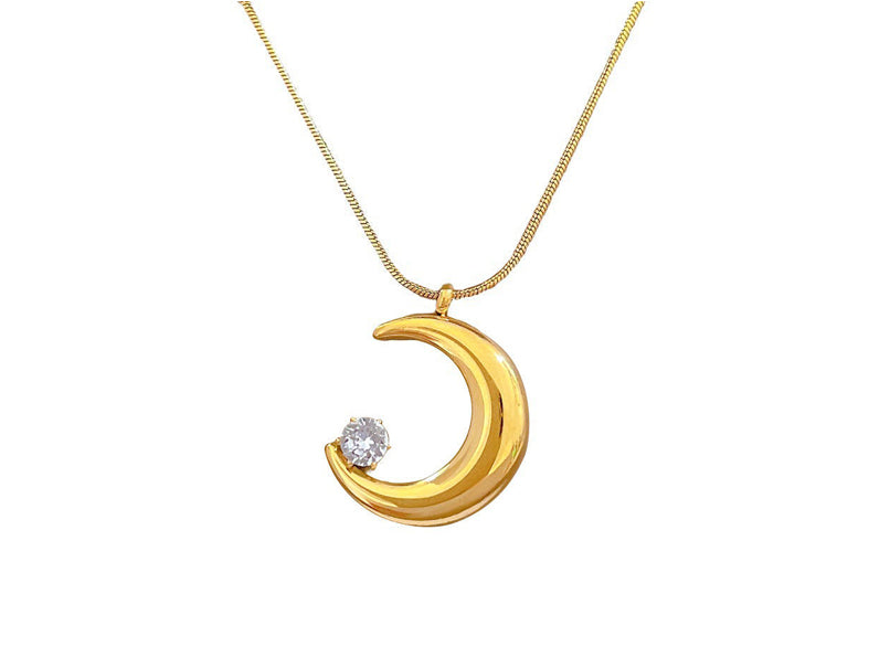 Solin Moon Necklace