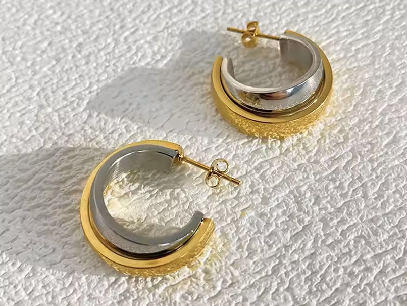 Intersect Double Toned Hoops