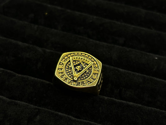 Vintage Past Master Ring