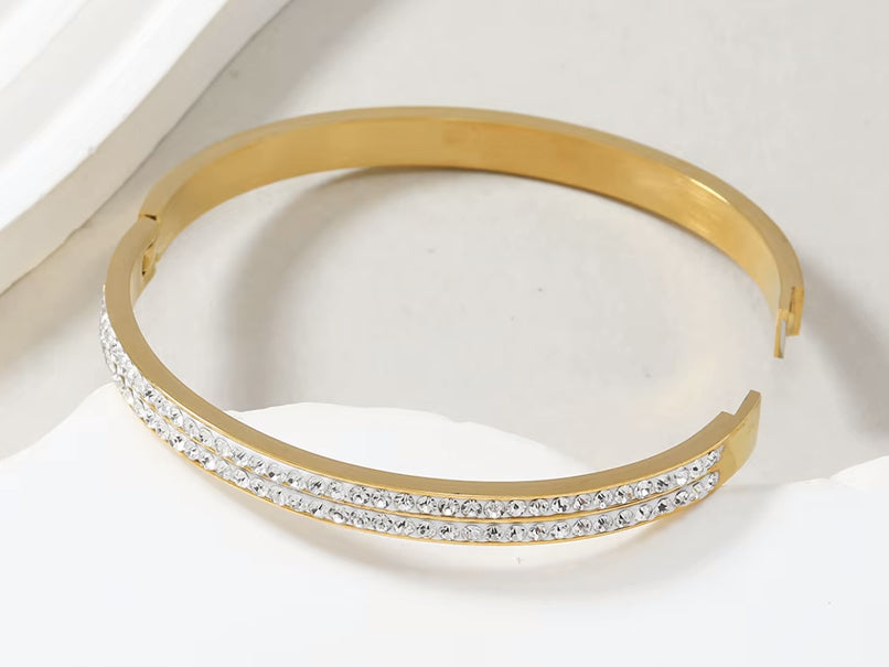 Elvia Thin Bangle