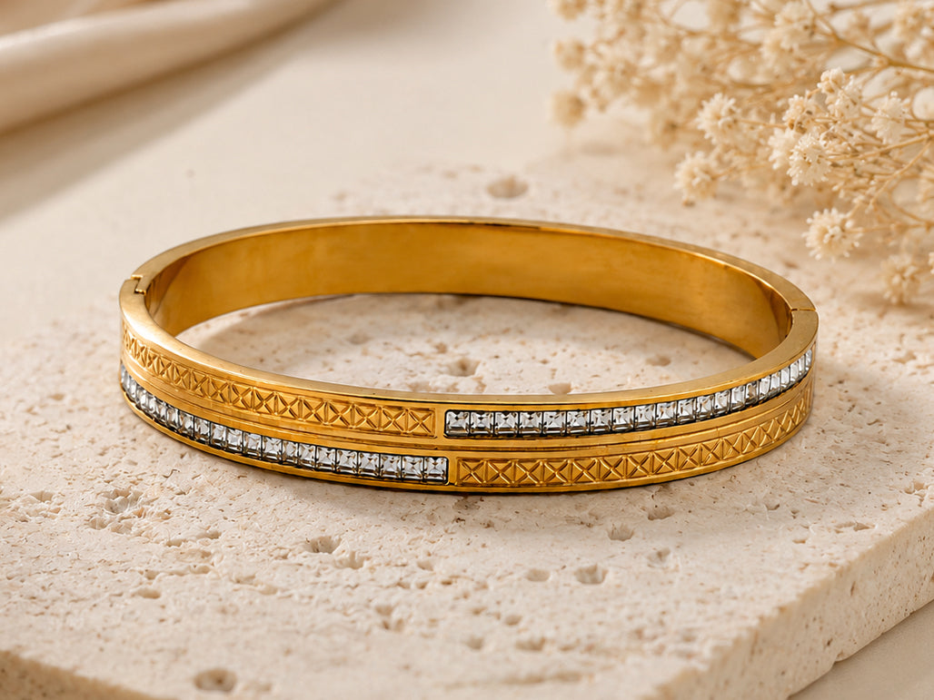 Fay Bangle