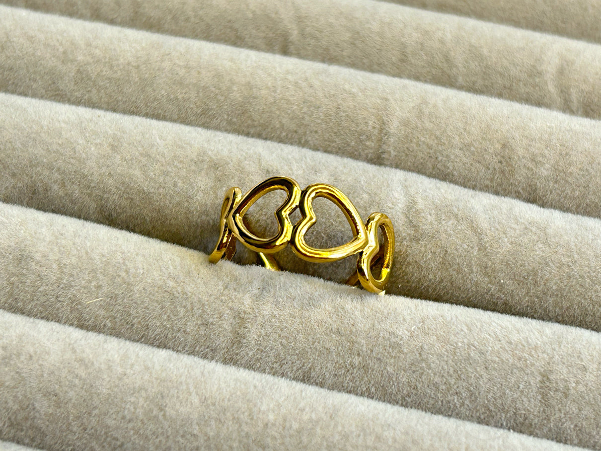 Heart Link Ring