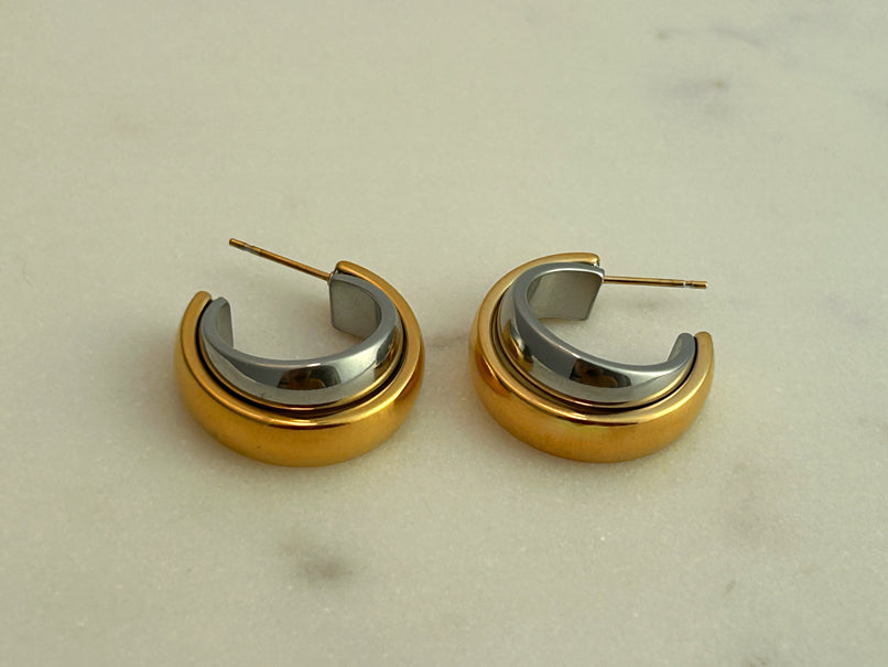 Intersect Double Toned Hoops