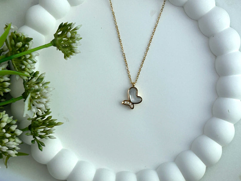 Luna Belle Necklace