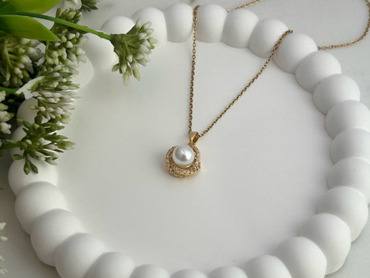 Moon Pearl Necklace