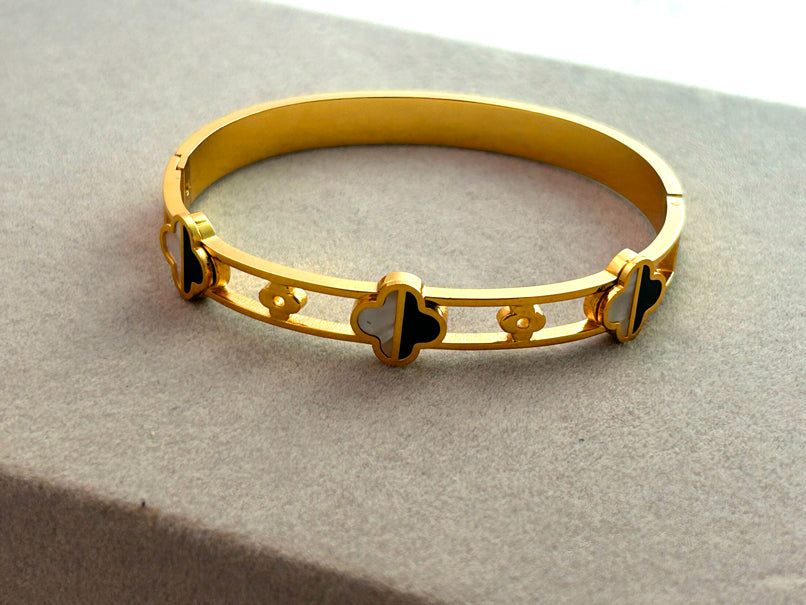 Aury Bracelet