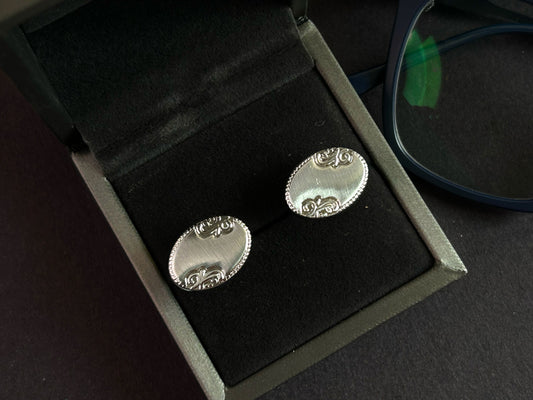 Men’s Oval Engraved Scroll Cufflinks