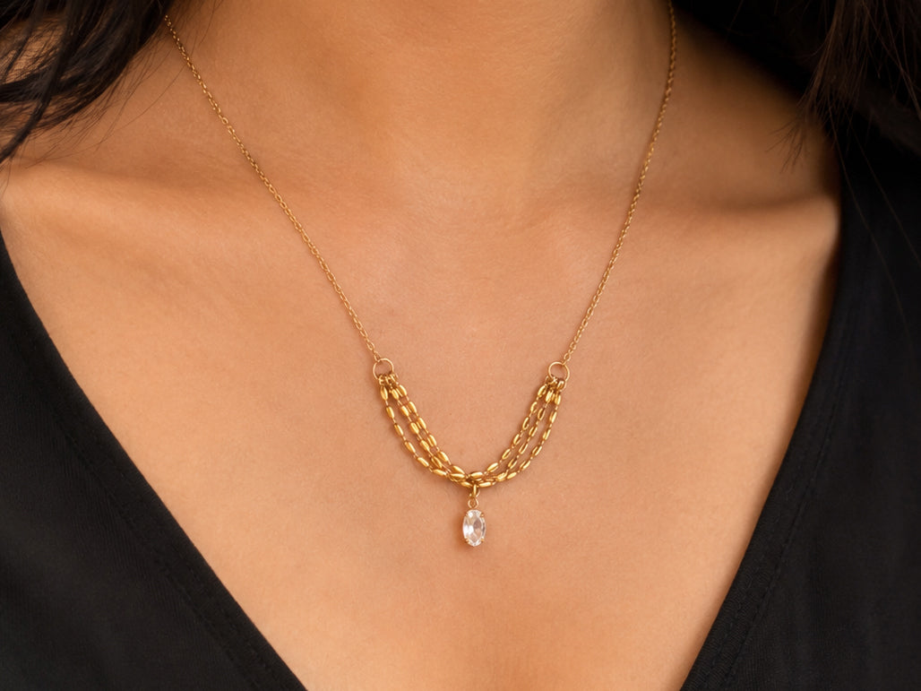 Amora Necklace