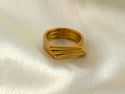 Gold Bar Ring