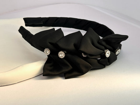 Pearl Kiss Petal Band - Black