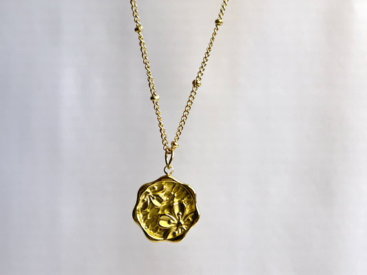 Engraved Flower - 18K gold Plated Necklace