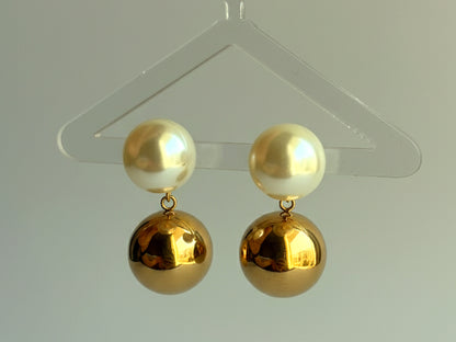 Pearl Drop Earrings