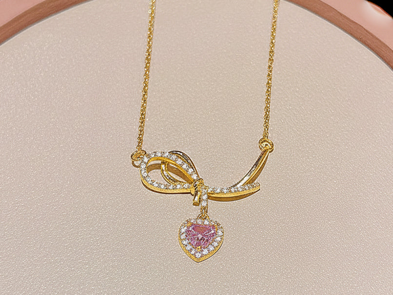 Belle Necklace