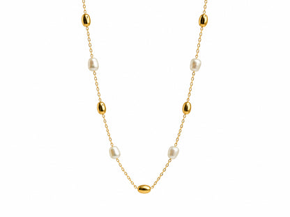 Golden Pearls Necklace