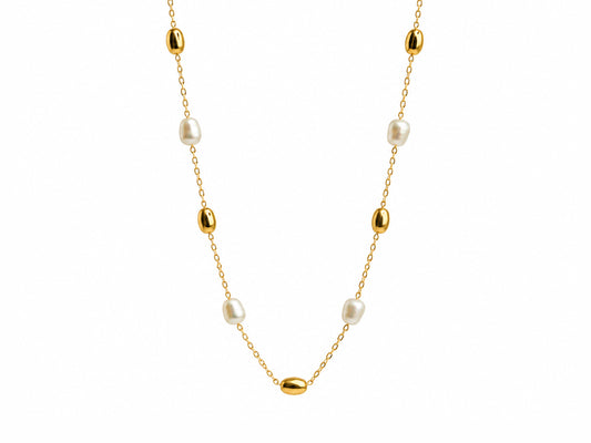Golden Pearls Necklace