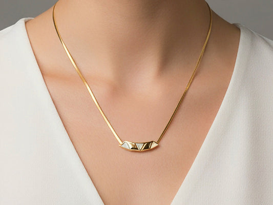 Verta Necklace