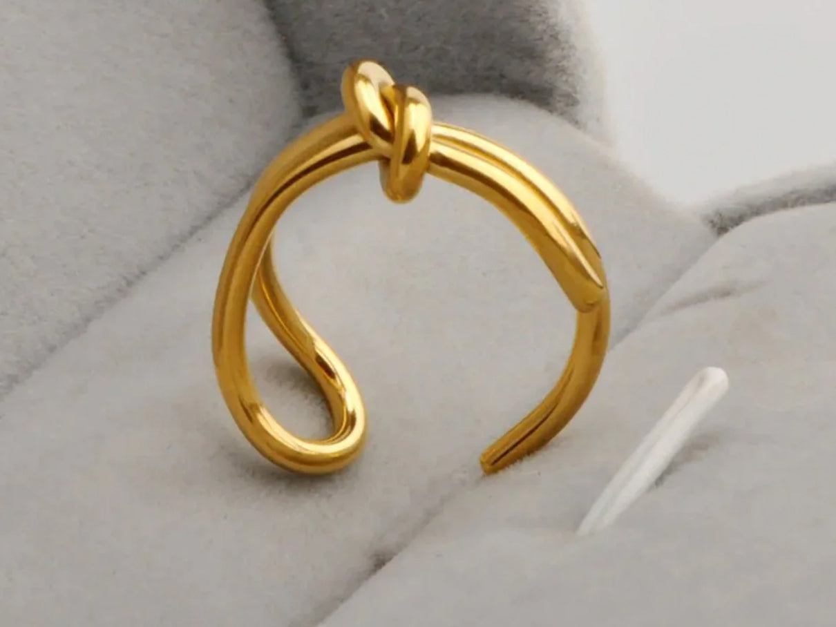 Knot Ring