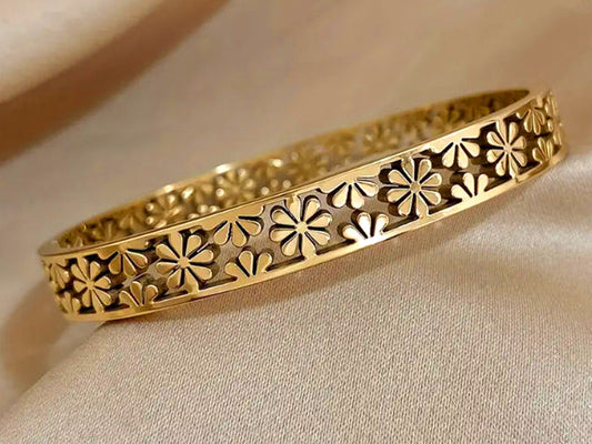 Fern Thin Wrist Bangle