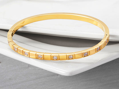 Yara Thin Wrist Bangle