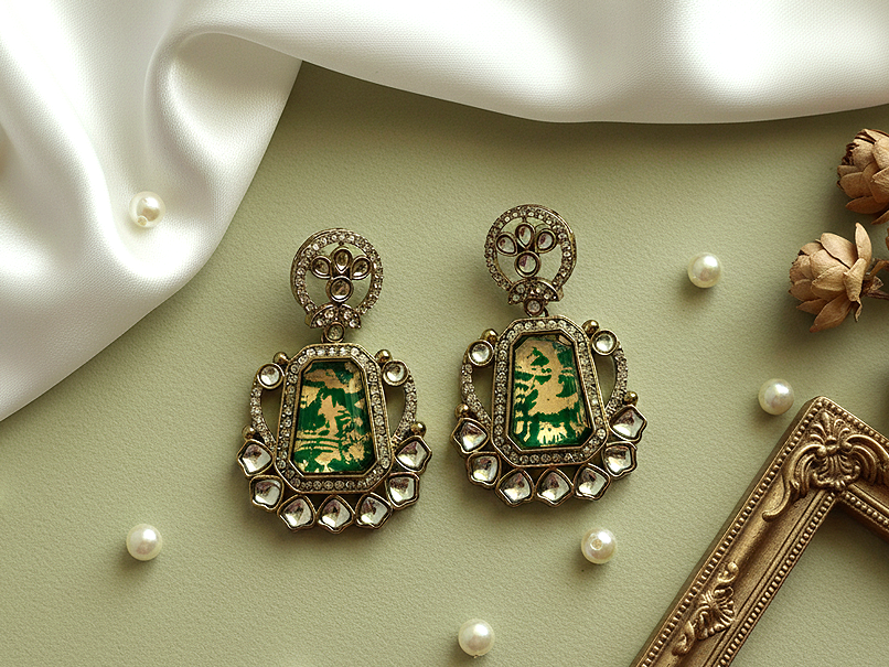 Aarohi Earrings
