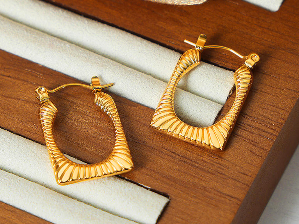 Aurel Hoops