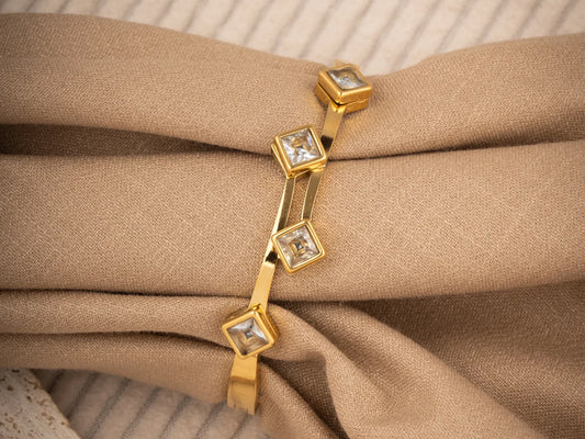 Everly Thin Wrist Bangle