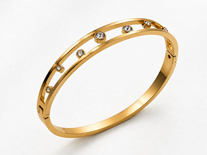 Stella Bangle