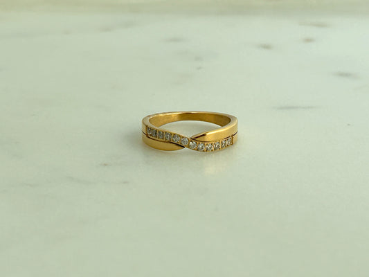 Lustra Ring