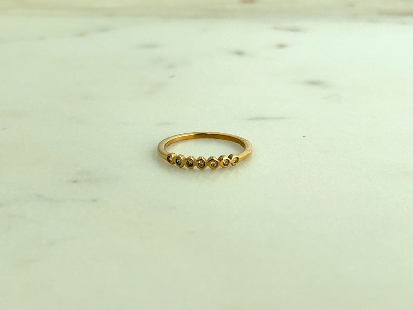 Ora Ring