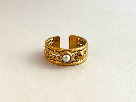 Golden Orb Ring (Adjustable)