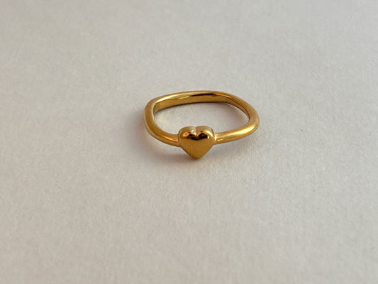Tiny Heart Ring