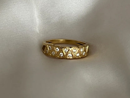 Glint Ring
