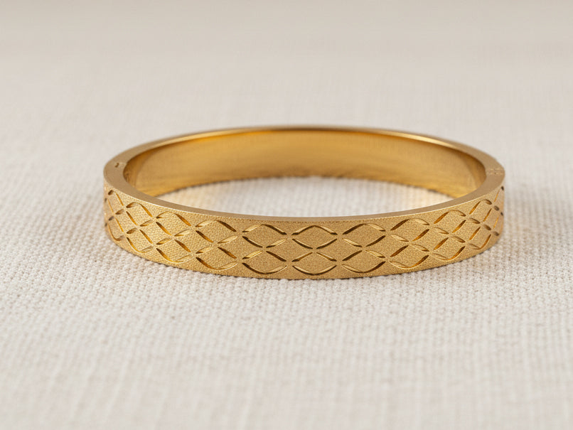 Solomen Thin Wrist Bangle