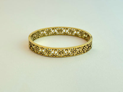 Fern Thin Wrist Bangle