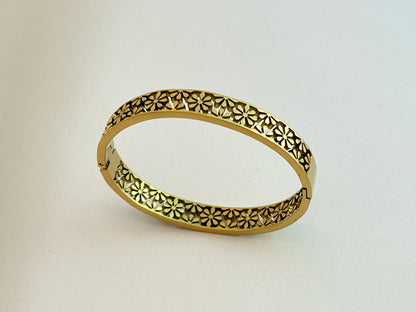 Fern Thin Wrist Bangle