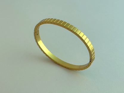 Tia Thin Wrist Bangle