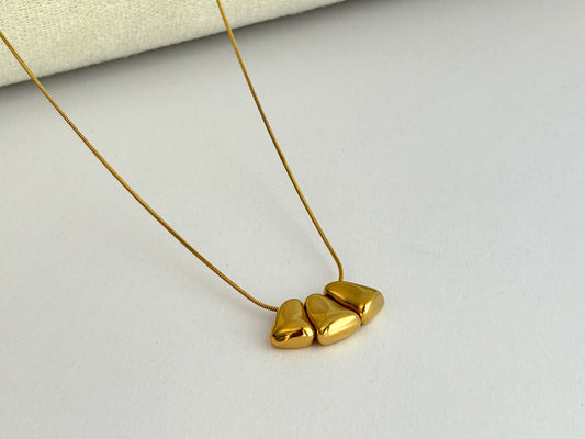 Noira Necklace