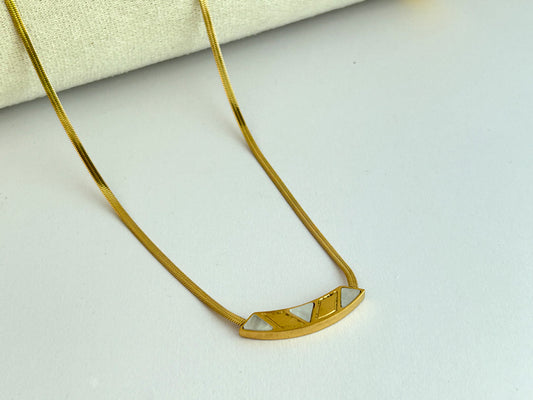 Verta Necklace
