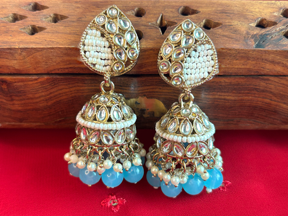 Aabroo Jhumka