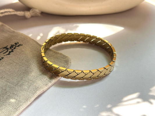 Aurelia Bangle